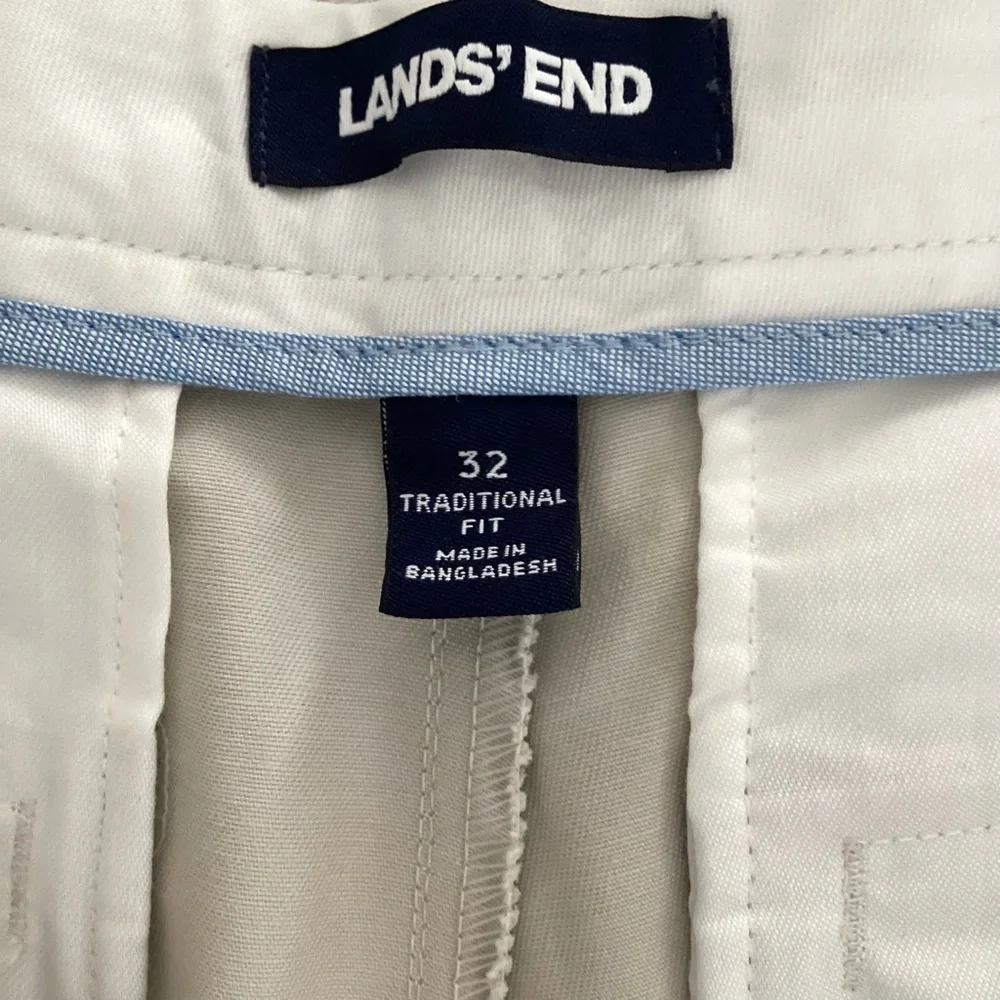 Lands’ End Traditional Fit Shorts Size 32 NWOT